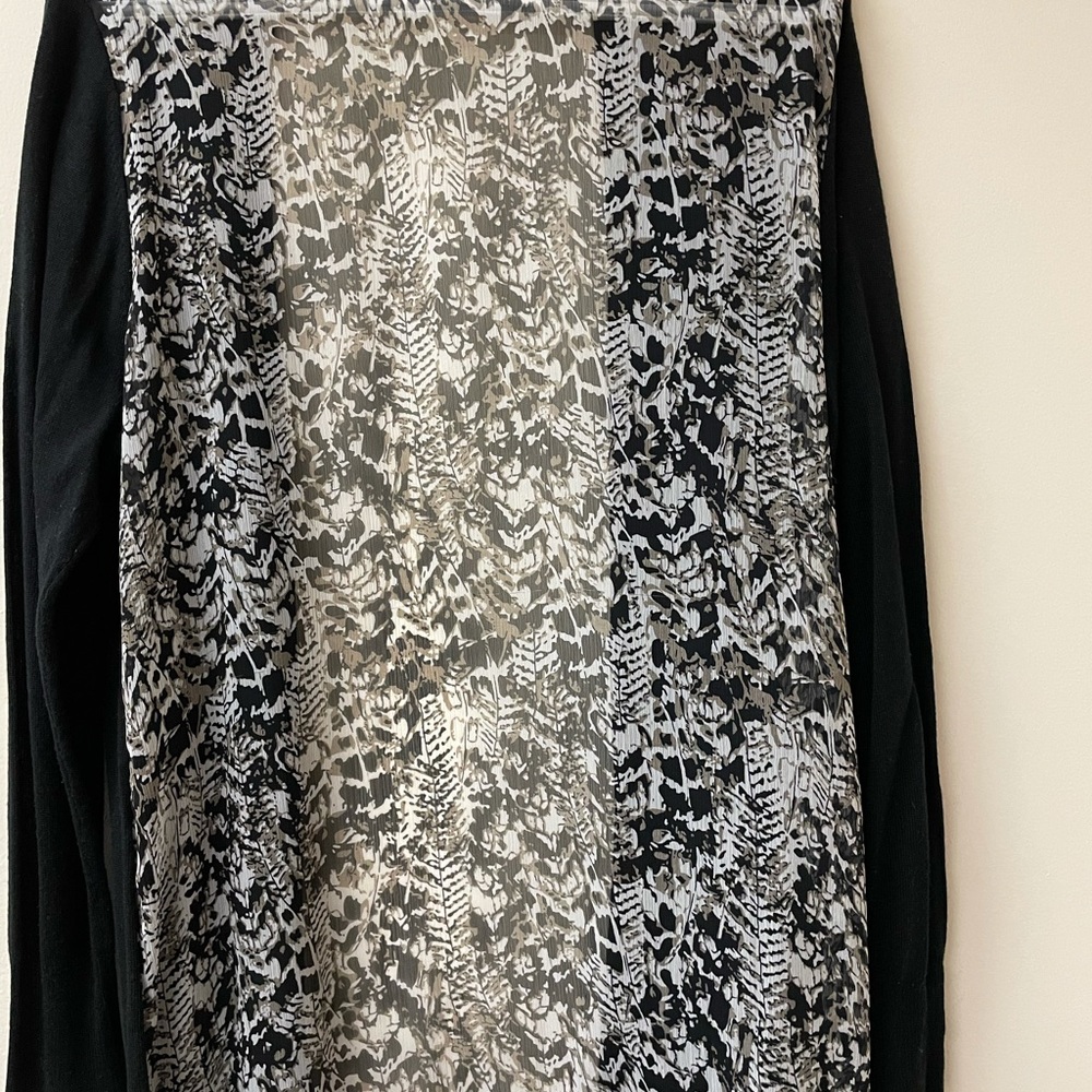 Cardigan - Picture 2 of 4